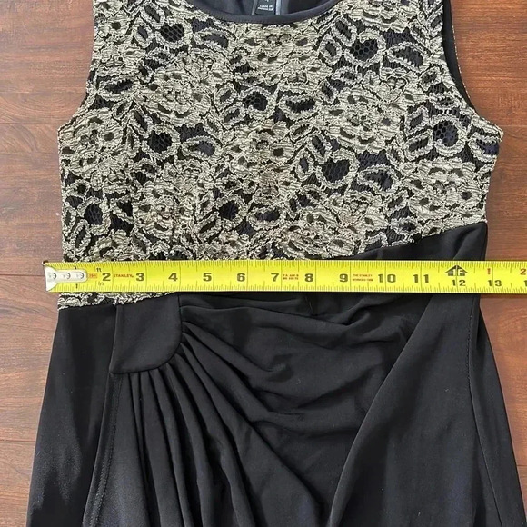 Black dress with lace top - Picture 6 of 10